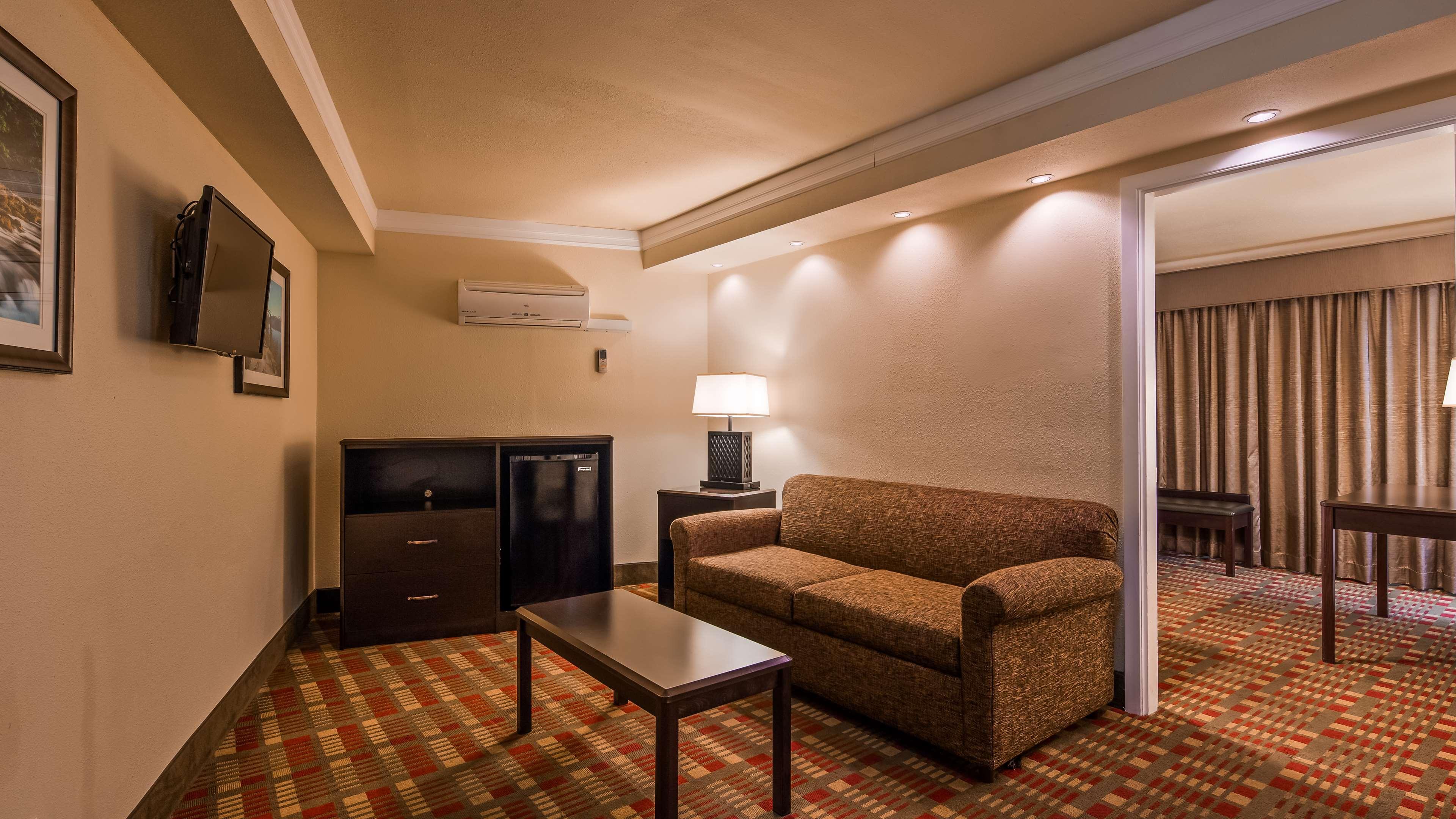 רוזבורג Best Western Garden Villa Inn מראה חיצוני תמונה