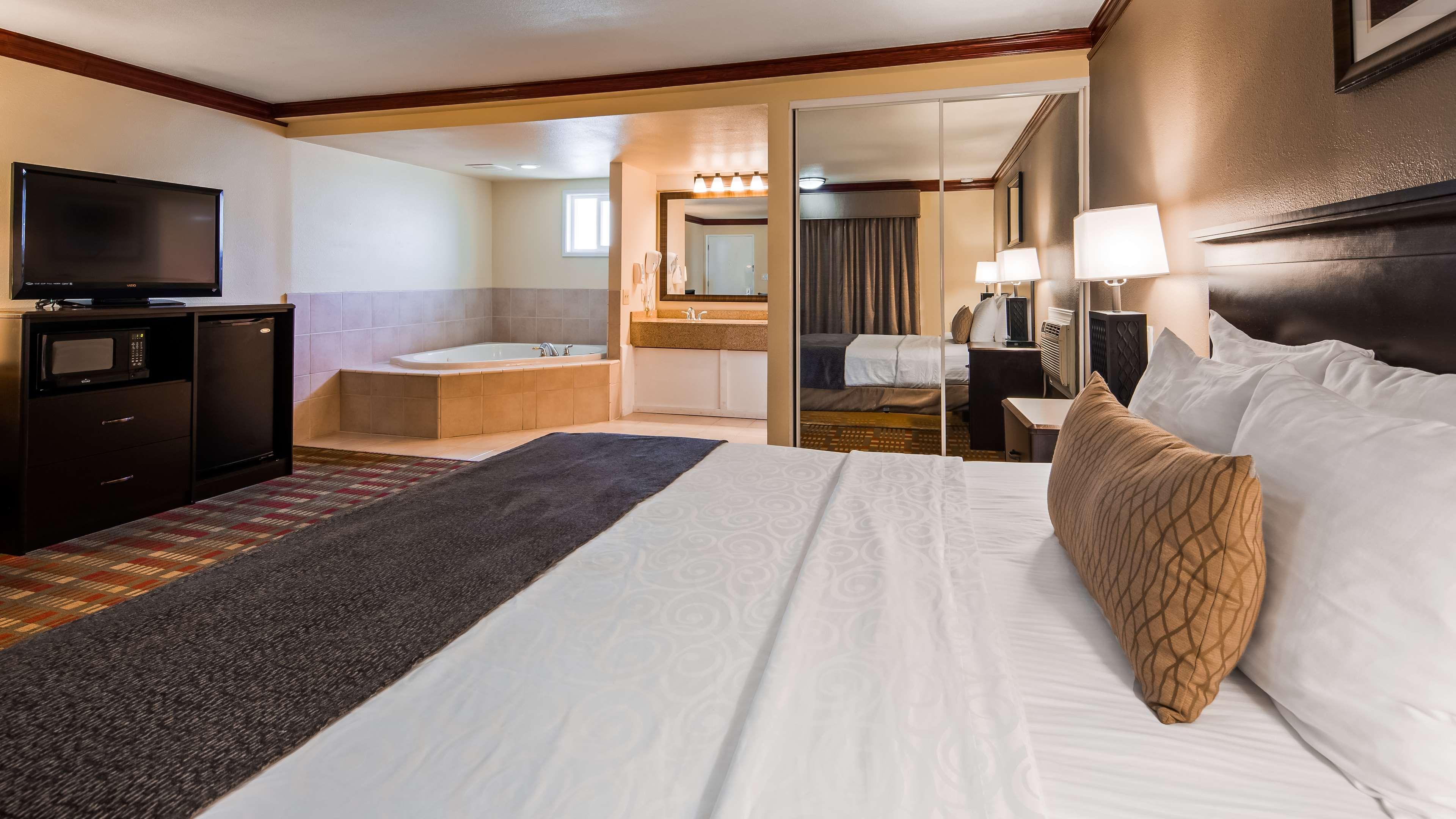 רוזבורג Best Western Garden Villa Inn מראה חיצוני תמונה